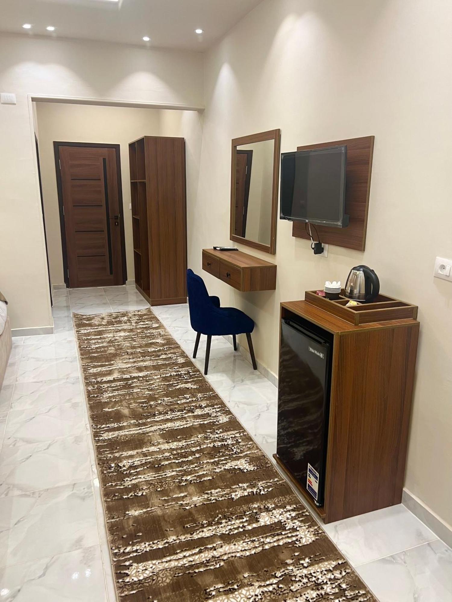 New Glamour Pyramids Hotel Kafret el-Gabal Esterno foto