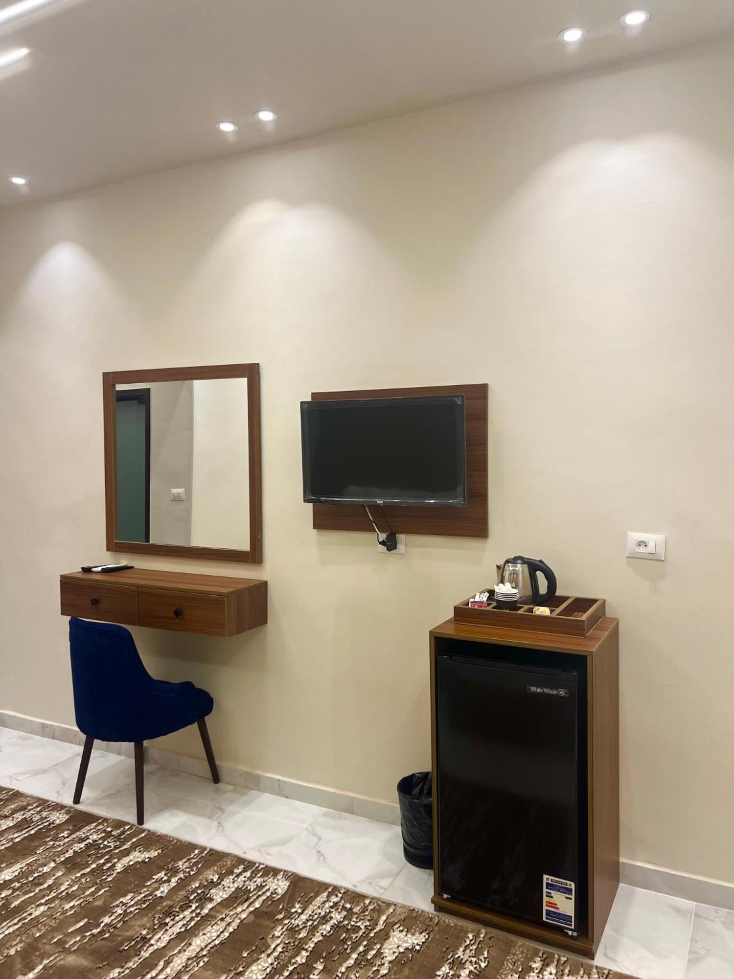 New Glamour Pyramids Hotel Kafret el-Gabal Esterno foto