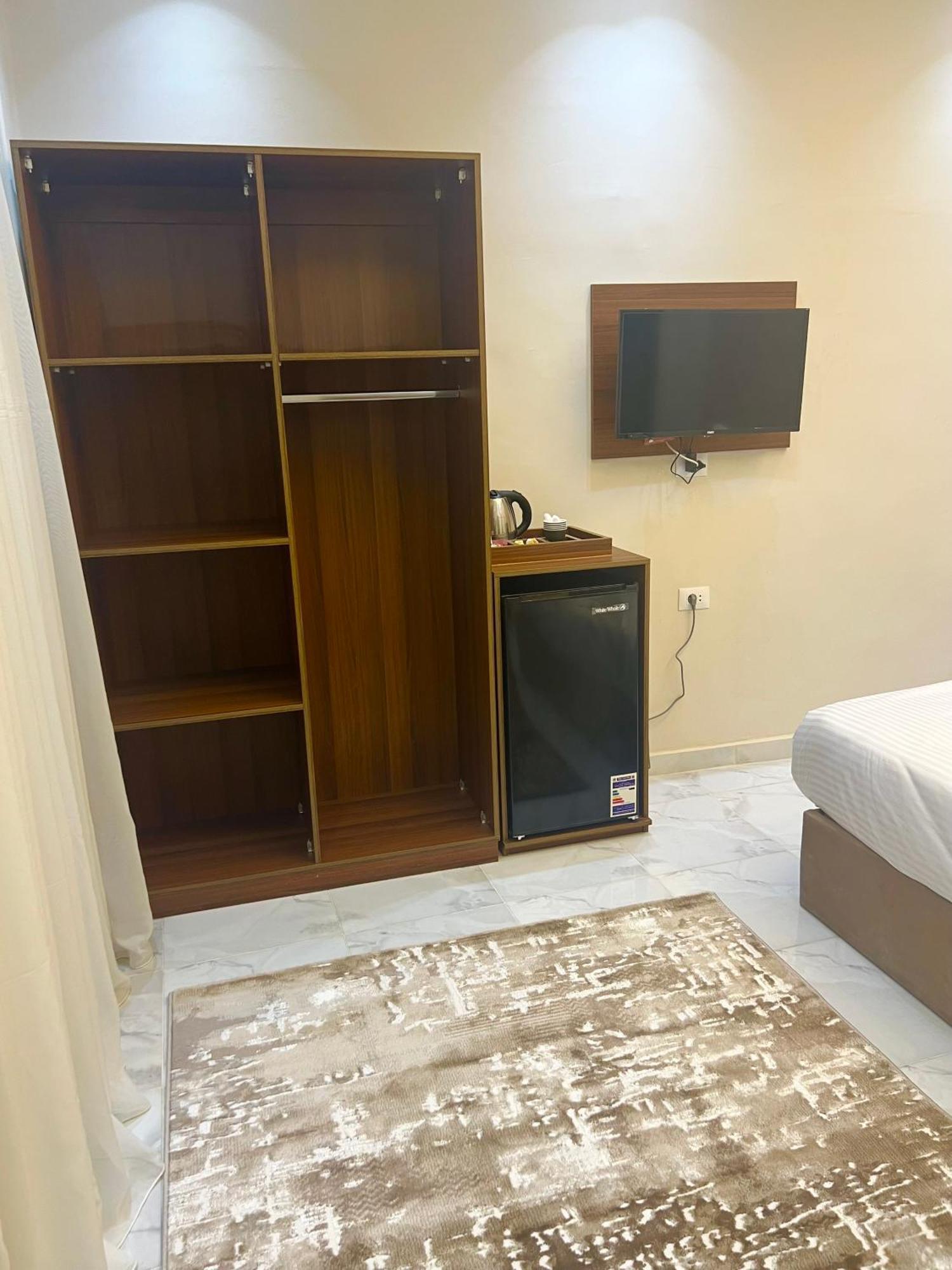 New Glamour Pyramids Hotel Kafret el-Gabal Esterno foto
