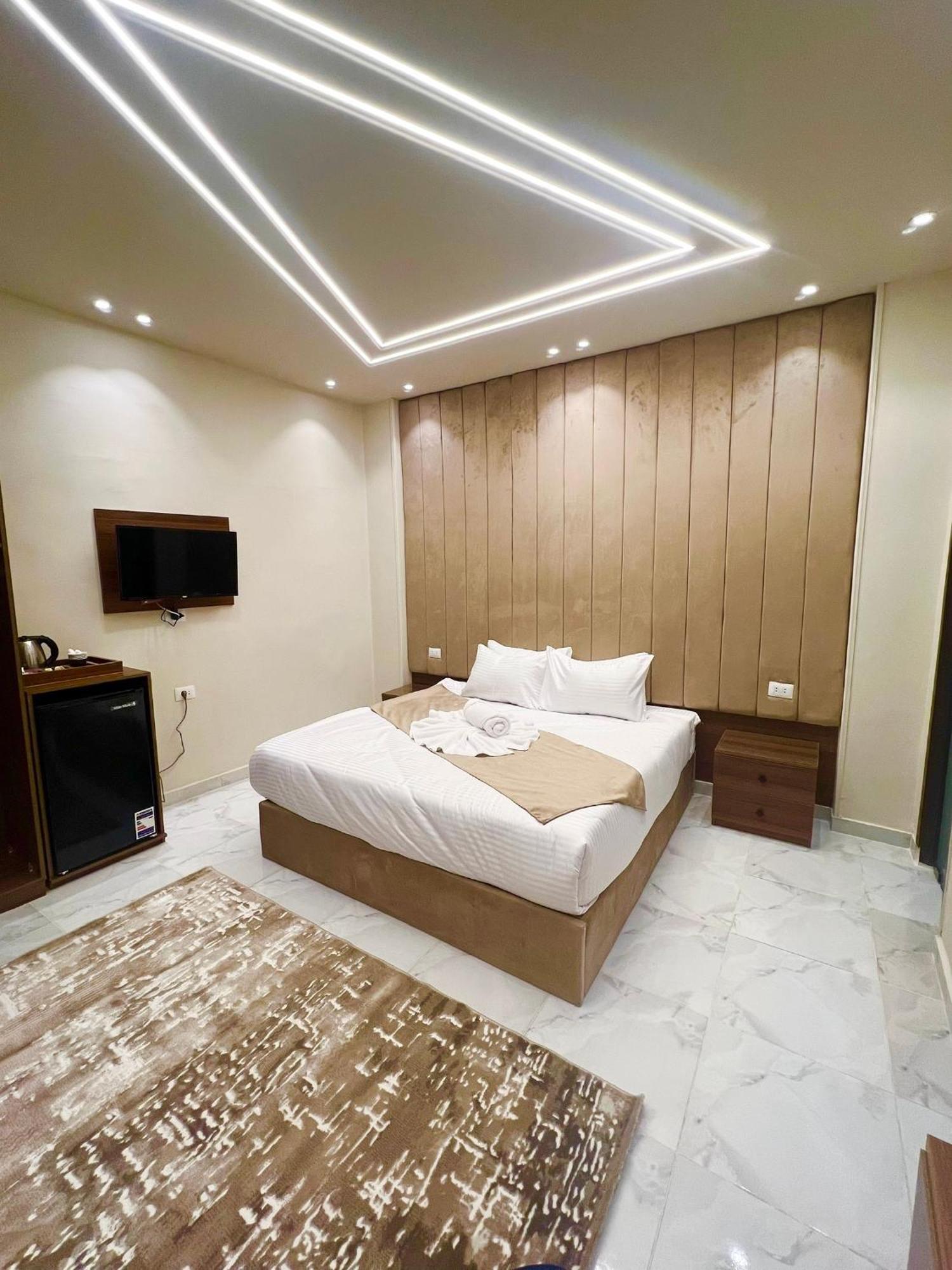 New Glamour Pyramids Hotel Kafret el-Gabal Esterno foto